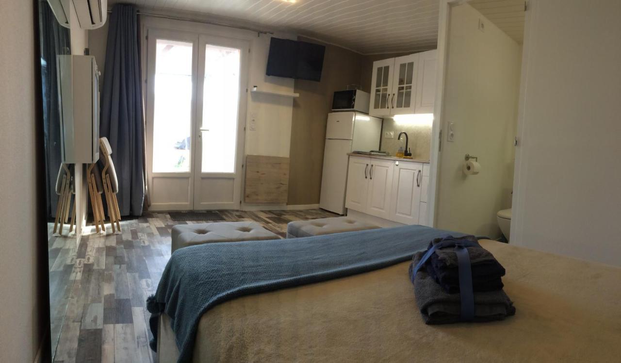 Les Logis D'Argent Studio Independant Parking Entree Autonome Linge De Lit Et Serviettes Wifi Fibre Tv Connectee Mimizan-Plage Exterior foto